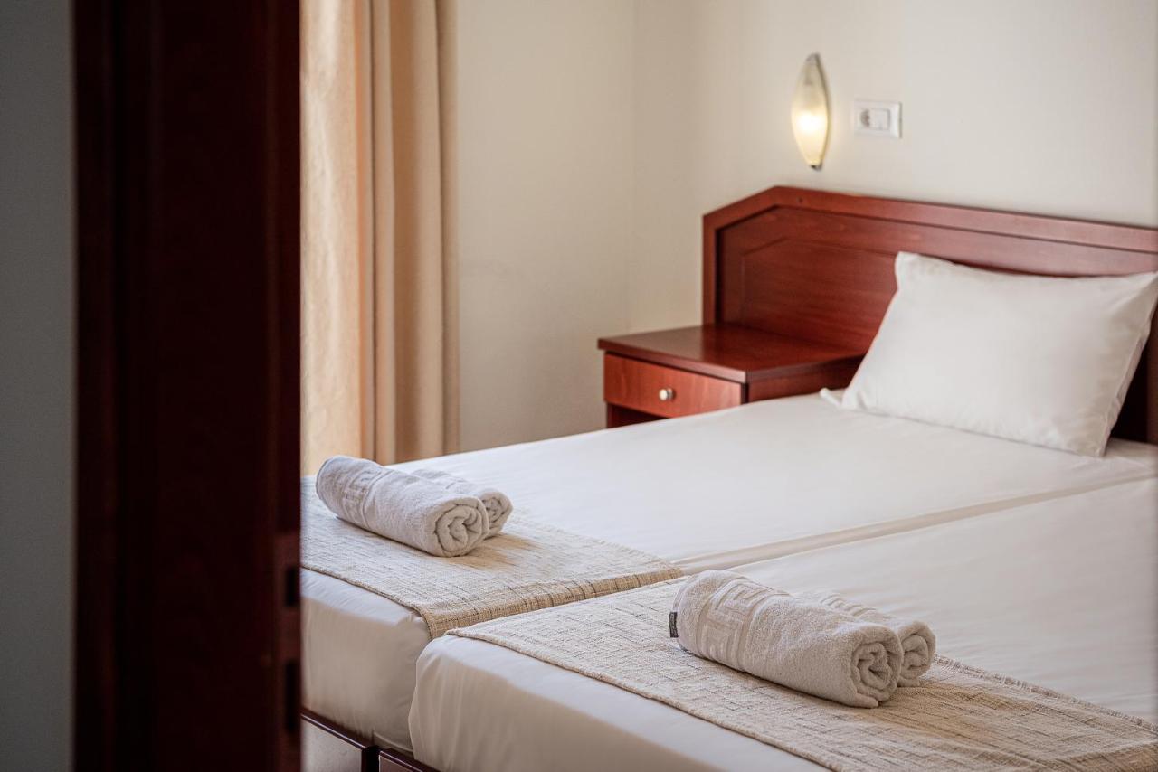 Artemis Apartments Stalos Luaran gambar