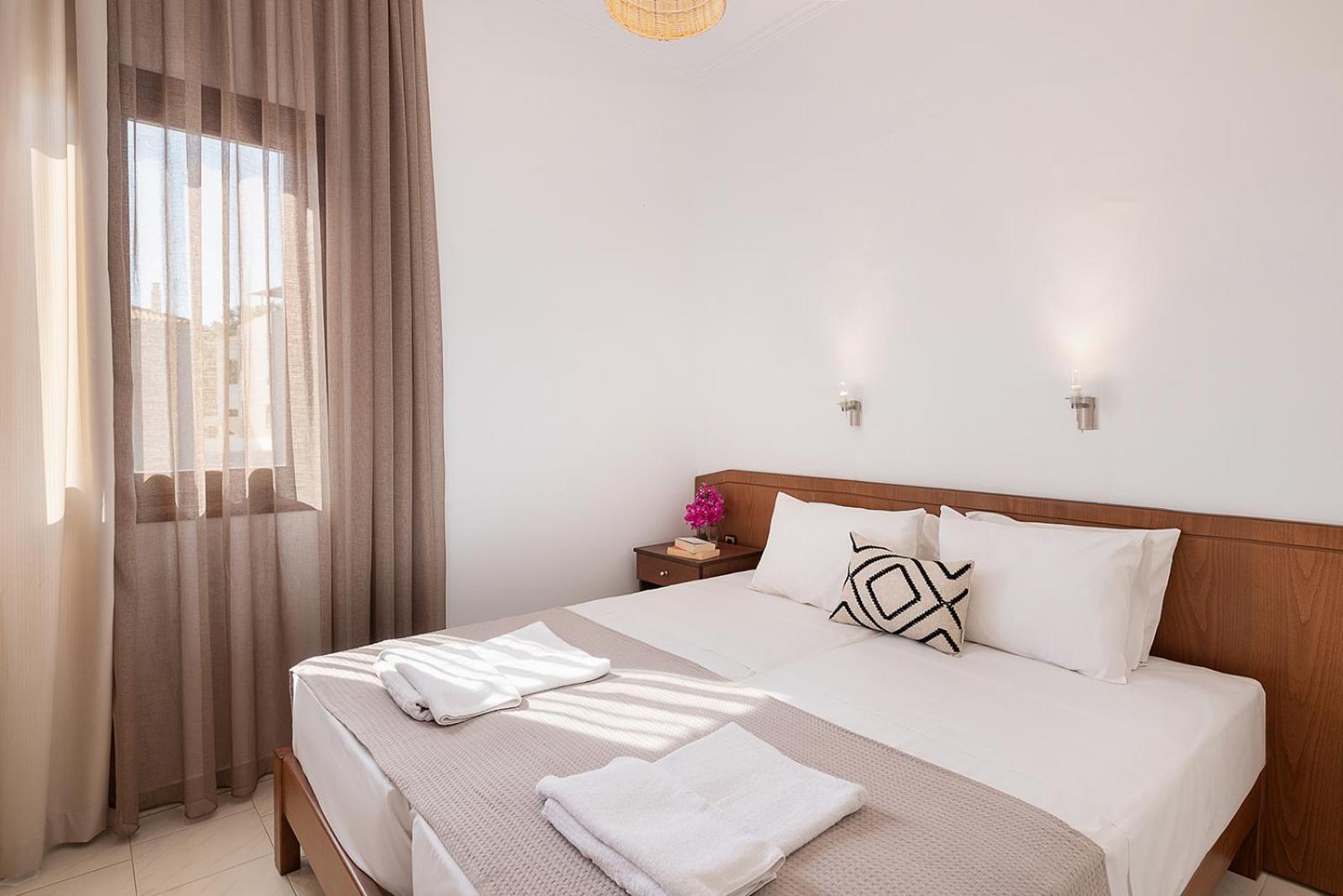 Artemis Apartments Stalos Bilik gambar