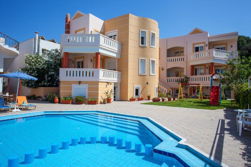 Artemis Apartments Stalos Luaran gambar